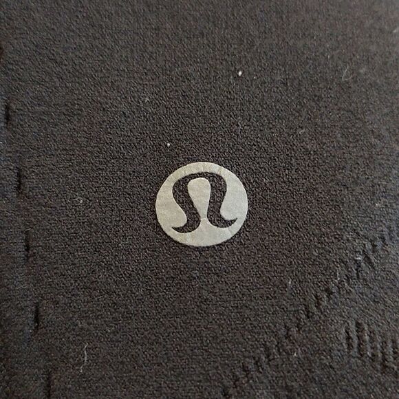Lululemon Athletica laser cut leggings 4 - Picture 2 of 8